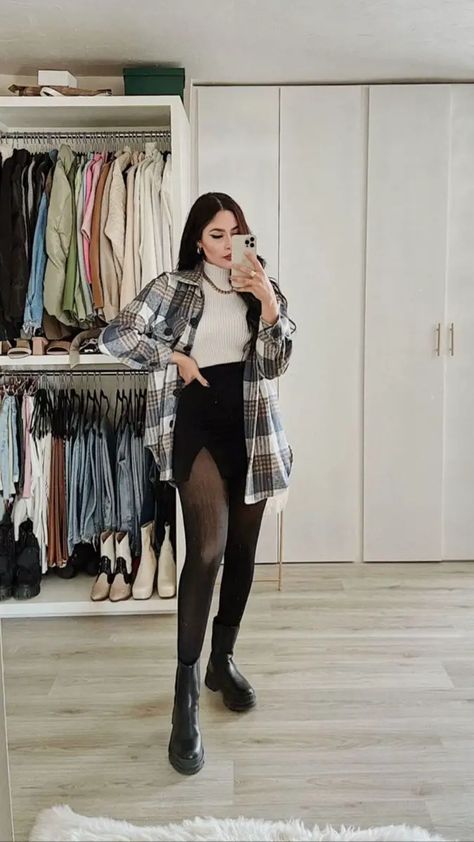 Outfit Botas, Leggings Outfits, Winter Fashion Outfits Casual, Foto Poses, Aesthetic Love, Search Engine Marketing, Casual Winter Outfits, Korean Outfits, Lookbook Outfits