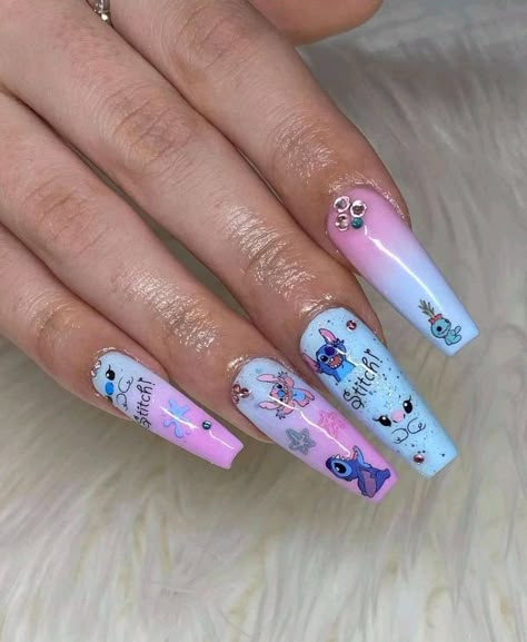 Iconic Movie Scenes, Alex Martin, Chloe Nails, Disney Acrylic Nails, Cartoons Movies, Purple Nail Art, Fake Nails Designs, Hippie Nails, Nail Art Disney