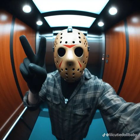 Jason Voorhees Funny, Profile Picture Wallpaper, Art Profile Picture, Films Aesthetic, Art Profile, Wallpaper Pfp, Tupac Pictures, Halloween Wallpaper Cute, Scary Movie Characters