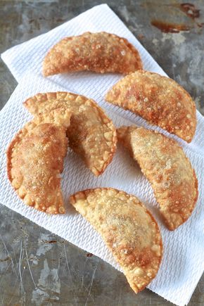 The Noshery | Pastelillos de Carne (Puerto Rican Meat Turnovers) | http://thenoshery.com Best Empanada Dough Recipe, Puerto Rican Empanadas Dough, Pastellios Recipe, Meat Turnovers, Puerto Rican Cuisine, Puerto Rican Dishes, Puerto Rico Food, Boricua Recipes, Dominican Food