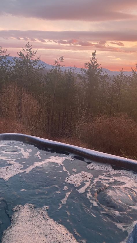 Cabin In Tennessee Mountains, Ryleigh Aesthetic Core, Sunset In Tennessee, Cabin In Mountains Aesthetic, Living In Mountains Aesthetic, Smokey Mountains Tennessee Aesthetic, Tennessee Mountains Aesthetic, Tennessee Cabin Aesthetic, Tennessee Mountain Home