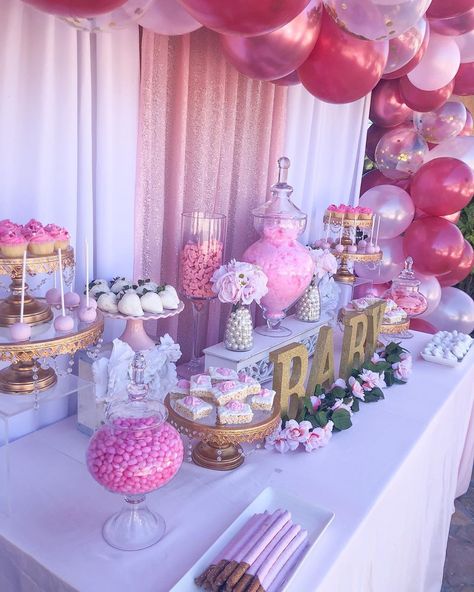 Sweet Sixteen Candy Table, Sweet 16 Snack Bar, Pink Candy Buffet Birthday, Pink And Purple Candy Buffet, Pink Parties Ideas, Candy Bar Ideas Pink, Pink Candy Table Sweet 16, Pink And Silver Candy Table, Sweet One Treat Table