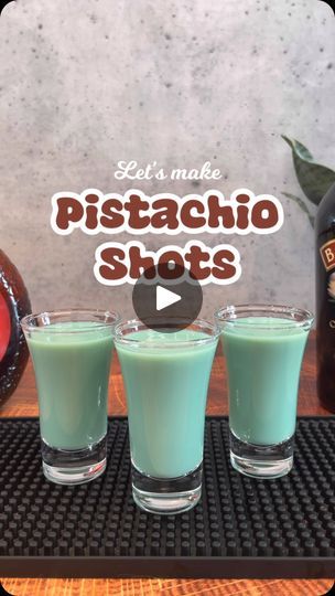 Pistachio Shots Recipes, Pistachio Cocktail, Cocktail Juice, Shot Recipes, Blue Curacao, Calvin Harris, Alcohol Drink Recipes, Irish Cream, Cocktail Hour