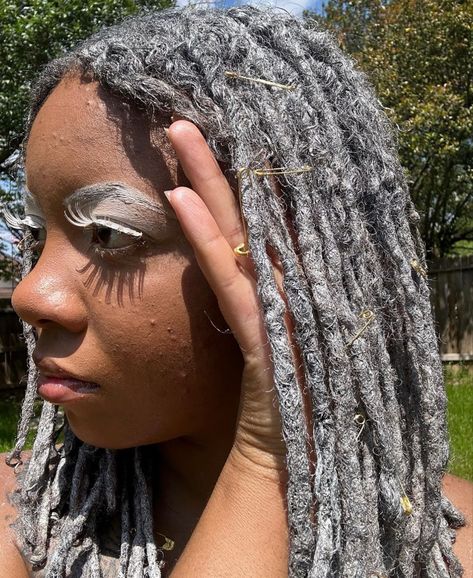 White Locs Black Women, Grey Locs Black Women, Silver Locs, Grey Locs, Colored Locs, White Eyelashes, Dyed Hair Inspiration, Silver Grey Hair, Hair White