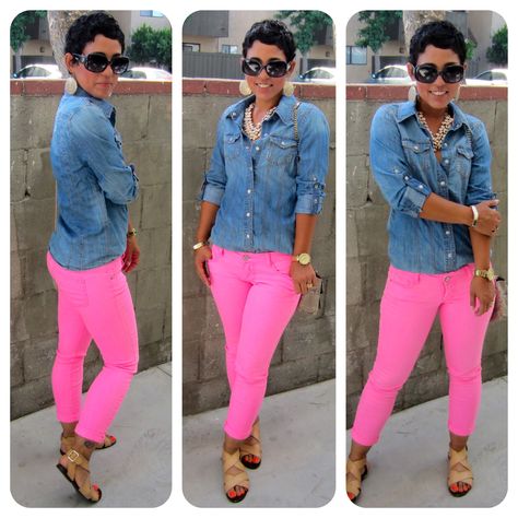 mimi g. Hot Pink Pants Outfit Casual, Pink Pants Outfit Work, Neon Jeans, Pink Pants Outfit, Hot Pink Pants, Jeans Rosa, Outfit Jeans, Pink Jeans, Pink Pants