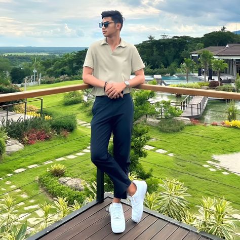 Tito Outfit Men, Tito Outfit, Balcony View, Brp Port, Classy Outfits Men, Ootd Ideas, Outfits Men, Modern Outfits, Classy Outfits