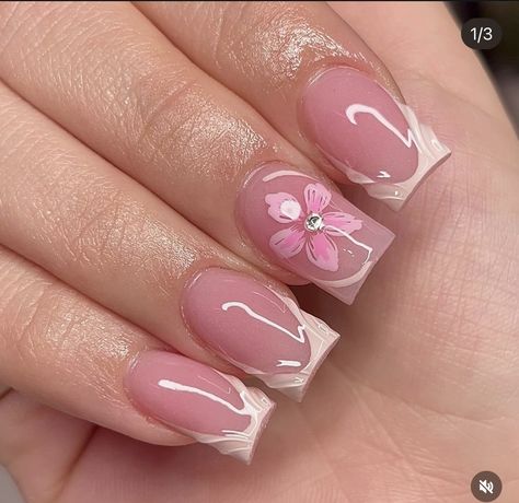 Basic Nails Square, Basic Short Acrylic Nails, Short Basic Nails, Short Vacation Nails, Cute Frenchies, Overlay Nails, Glitter Nails Acrylic, Coquette Fashion, Short Vacation