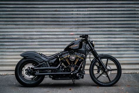 Engine, machine, motor and motorcycle | HD photo by Harley-Davidson (@harleydavidson) on Unsplash Photography Motorcycle, Motorcycle Brands, Motorcycle Images, Harley Davidson Wallpaper, Vintage Motorcycle Posters, Motorcycle Pictures, Harley Davidson Motor, Bike Brands, Kid Friendly Travel Destinations