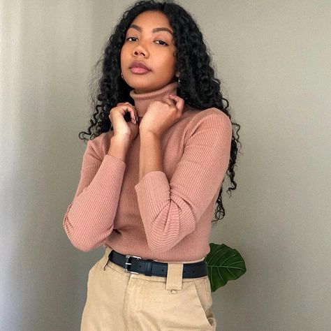 Asia Jackson, Pose References, Office Outfits, Pose Reference, Passion For Fashion, Fashion Inspiration, Beautiful People, Personal Style, Going Out