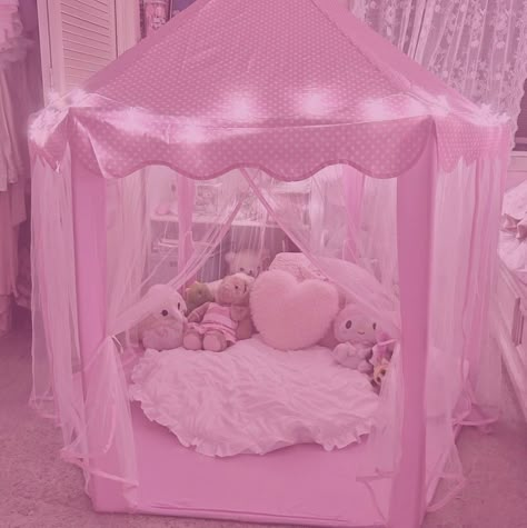 || DM for removal, cutecore, pink, Kawaiicore || Pink Bedroom Tent, Pink Gaming Room, Ribbons Aesthetic, Dolly Room, Princess Curtains, Bunny Space, Pink Room Ideas, Cutecore Pink, Fluffy Toys