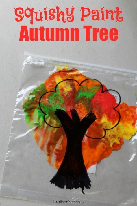 This mess free autumn tree craft is perfect for teaching about colour mixing and is a fun sensory autumn craft too! Get our tips for this fun activity. Autumn Tree Craft, Fall Crafts For Toddlers, Autumn Craft, November Crafts, Fall Preschool, Tree Craft, Autumn Tree, Toddler Fall, Daycare Crafts