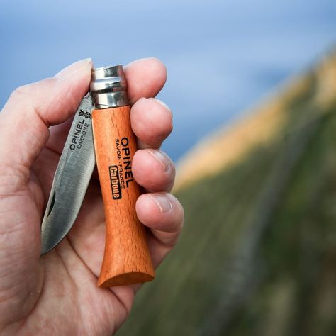 The incredible cut and the robustness of the carbon knife makes it essential for any outdoor activity #opinel #carbon #Knife #knifestagram… Opinel Knife, Life Tools, Outdoor Activity, Knife Making, Pocket Knife, Outdoor Activities, The Incredibles, Tools