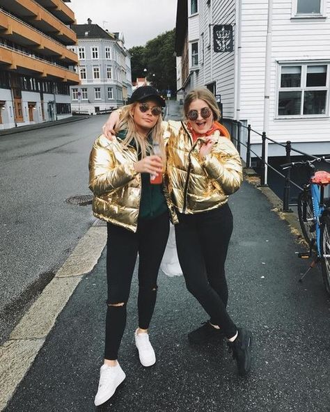 Gold Puffer Jacket Outfit, Gold Puffer Jacket, Puffer Jacket Outfit, Oversized Puffer Jacket, Quilted Outerwear, Oversized Puffer, Different World, A Different World, Jacket Outfit