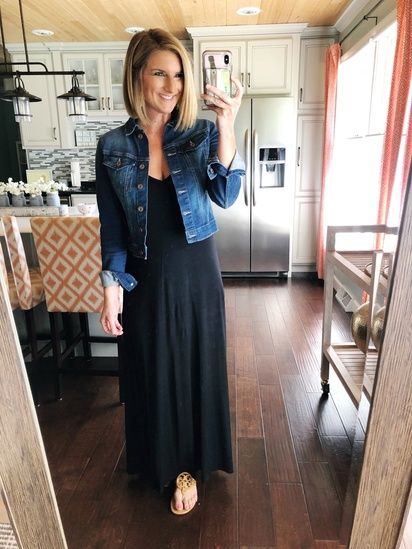 How to style a maxi dress for Spring // How to style a maxi dress in a casual look // Cute and flattering maxi dress // The perfect black maxi dress for Spring and Summer // How to style a denim jacket for Spring #MyShopStyle #LooksChallenge #ootd #outfitinspiration #howtostyle #maxidress #denimjacket #casuallook #casualoutfit #blackdress #springdress #summerstyle #springstyle Maxi Dress With Cropped Cardigan, Black Maxi Dress With Jean Jacket, Maxi Dress And Jean Jacket Outfit, Maxi Dress With Graphic Tee, Black Dress With Blue Jean Jacket, Maxi Spring Dress, Black Dress Jean Jacket Outfit, Maxi Dress And Cardigan Outfit, Maxi Dress Denim Jacket