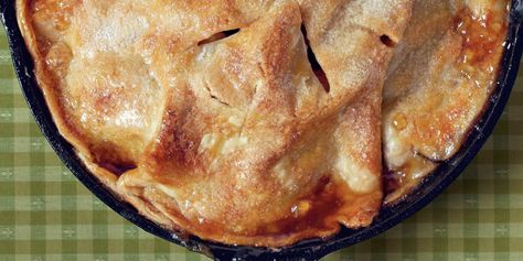 Easy Skillet Apple Pie Recipe | Southern Living Skillet Apple Pie, Skillet Desserts, Apple Pie Recipe Easy, Easy Apple Pie, Iron Skillet Recipes, Easy Skillet, Cast Iron Skillet Recipes, Best Pie, Cast Iron Recipes