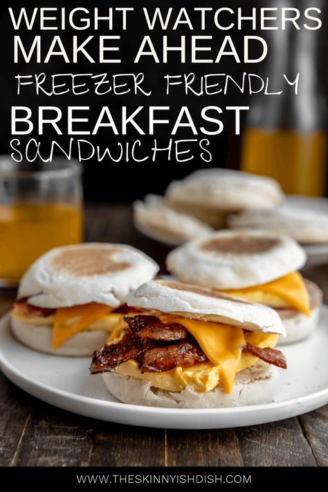 Mornings just got easier when you learn how to make these Make Ahead Freezer Friendly Breakfast Sandwiches! English Muffins loaded with an egg, cheese and topped with your favorite breakfast meat. You now have a quick, yummy, grab and go breakfast that’s so much more healthy AND budget friendly than the drive-thru! #makeahead #freezerfriendly #breakfastsandwich #ww Healthy English Muffin, Freezer Friendly Breakfast, English Muffins Sandwich, Spicy Sandwich, Easy Breakfast Sandwich, English Muffin Breakfast, English Muffin Recipes, Homemade English Muffins, Breakfast Sandwich Recipes