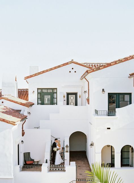 Hotel Californian Santa Barbara Wedding, Hotel Californian Wedding, Wedding Santa Barbara, Never Getting Married, Spanish Architecture, Santa Barbara Wedding, Wedding 2024, Wedding Drink, Wedding Mood Board