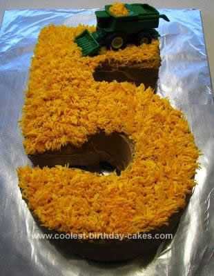 Homemade Farming Cake: I made this Farming Cake for my son's 5th birthday. He wanted a combine cake, but I wasn't sure I was ready to do that so we agreed on a number 5 with Diy 21st Birthday Cake, Farming Cake, Combine Cake, Farm Birthday Cakes, Barnyard Cake, Birthday Cake Tutorial, 5 Cake, New Birthday Cake, Tractor Party