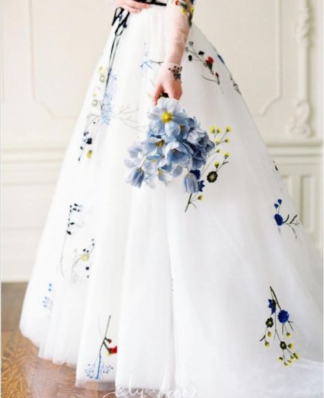 White And Blue Wedding Dress, Blue And White Wedding Dress, Exotic Wedding Dress, Exotic Wedding, Prom Dresses With Pockets, Wedding Dresses With Flowers, Bridesmaid Dress Styles, Dress Attire, Blue Wedding Dresses