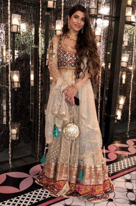 Farah Talib Aziz, Anarkali Frock, Beautiful Frocks, Bride Friend, Baby Boy Newborn Photography, Bollywood Dress, Boy Newborn, Pakistani Fashion Party Wear, Designer Party Wear Dresses