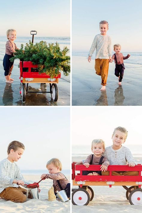 Florida Christmas Photoshoot, Beach Holiday Photos, Beach Christmas Photos Family, Christmas Photoshoot At The Beach, Holiday Beach Photos, Beach Christmas Family Photos, Christmas Photos On The Beach, Beach Christmas Photos, Christmas On The Beach Photos