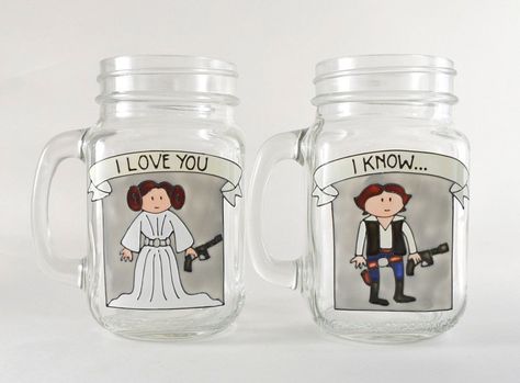 8 Gifts Inspired by Star Wars' Greatest Romance: All is fair in love and Star Wars, which is why Han Solo and Princess Leia's romance had to end with such great tragedy. Leia And Han, Han And Leia, Drinking Jars, Han Solo, Film History, Hans Solo, Romantic Moments, Princess Leia, Star Wars Gifts