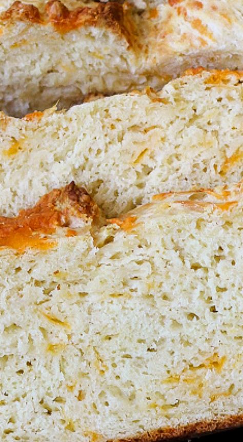 Cheesy Irish Soda Bread. Irish Soda Bread Muffins, Dubliner Cheese, Witch's Kitchen, Traditional Irish Soda Bread, Soda Bread Recipe, British Cooking, Irish Soda Bread Recipe, Savory Bread, Irish Soda