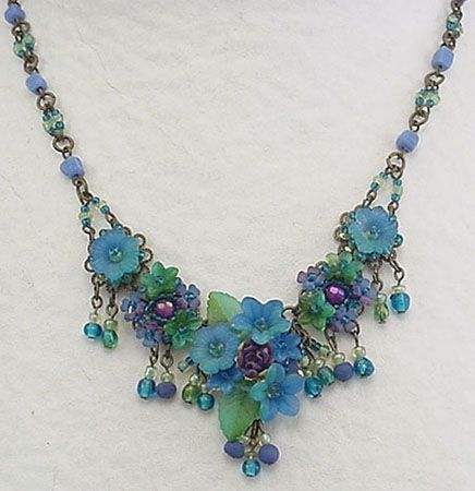 Beautiful jewelry; acrylic Lucite flower necklace Colleen Toland Online Boutique Lucite Flower Earrings, Lucite Jewelry, Kay Jewelry, Acrylic Flower, Jewelry Design Inspiration, Jewelry Boutique, Acrylic Jewellery, Upcycled Jewelry, A Necklace