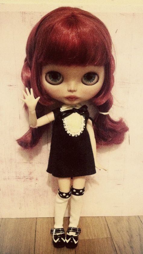 Customization Ideas, Blythe Doll, Bye Bye, Ready To Go, Blythe Dolls, Red Hair, Paper Flowers, Dolls, Flowers