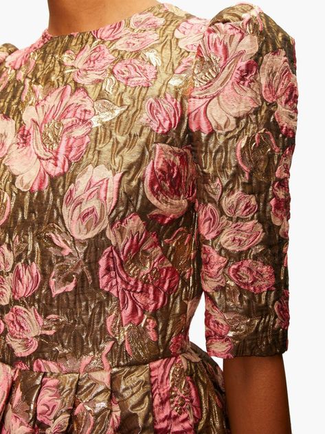 DOLCE & GABBANA Metallic rose-jacquard dress Pink And Gold Dress, Brocade Dresses, Dolce Gabbana Dress, Jacquard Dress, Dolce E Gabbana, 50 Fashion, Evening Gown, Daily Fashion, Chic Outfits