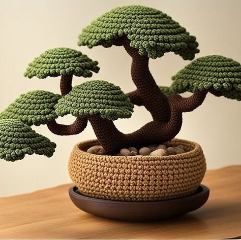 Bonsai Tree Crochet, Crochet Bonsai Tree, Crochet Bonsai Tree Free Pattern, Plantas A Crochet, Crochet Bonsai, Crochet Trees, Cactus En Crochet, Crochet Plants, Tree Crochet