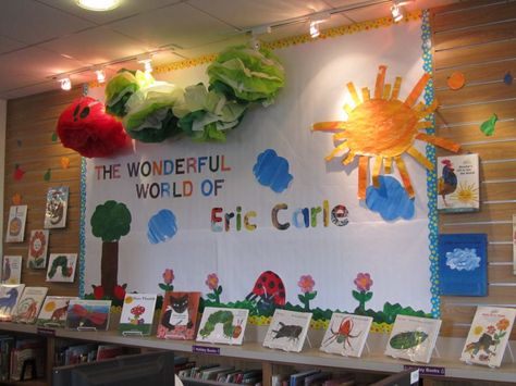 My Eric Carle book display! Eric Carle Bulletin Board Ideas, Eric Carle Classroom Decor, Eric Carle Classroom Theme, Classroom Chants, Hungry Caterpillar Classroom, Room Door Ideas, Eric Carle Classroom, Eric Carle Activities, Classroom Decor Middle