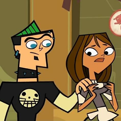 Courtney And Duncan, Courtney Tdi, Duncan And Courtney, Drama Total, Fandom Memes, Drama Island, Silly Faces, Total Drama Island, Total Drama