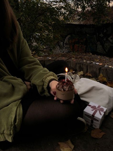 (99+) #milly – @strrangewworld on Tumblr Chaotic Academia, Dark Cottagecore, Gracie Abrams, Cottagecore Aesthetic, The Secret History, Academia Aesthetic, Autumn Cozy, Autumn Aesthetic, Aesthetic Photo