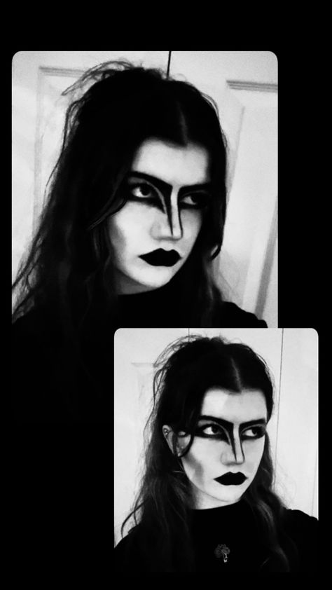 Easy goth makeup Goth Makeup Easy, Goth Makeup Simple, Easy Goth Makeup, Makeup Simple, Makeup Easy, Goth Makeup, Simple Makeup, My Style, Makeup