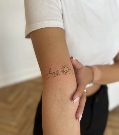 Tiny Tattoos For Women, Unique Small Tattoo, Petite Tattoos, Delicate Tattoo, Small Hand Tattoos, Classy Tattoos, Matching Tattoo, Discreet Tattoos, Dainty Tattoos