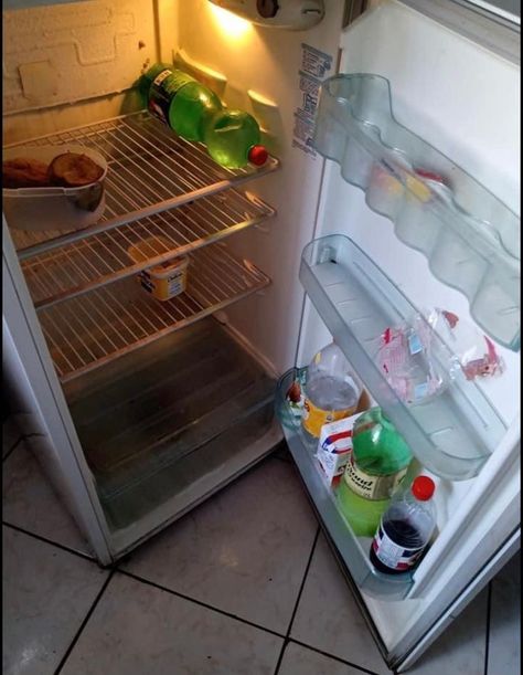 Empty Refrigerator Food, No Food Stuff In The Fridge, No Food In Fridge, Empty Fridge Picture, Fridge Photography, Empty Refrigerator, Tyler Thomas, Favelas Brazil, Empty Fridge