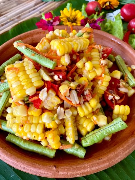 Easy Thai Corn Salad Recipe – Hungry in Thailand Corn And Cucumber Salad Recipe, Chinese Salads, Thai Salad Recipes, Easy Thai Recipes, Vegetarian Noodles, Corn Salad Recipe, Easy Vegetable Recipes, Thai Salad, Beef Lettuce Wraps