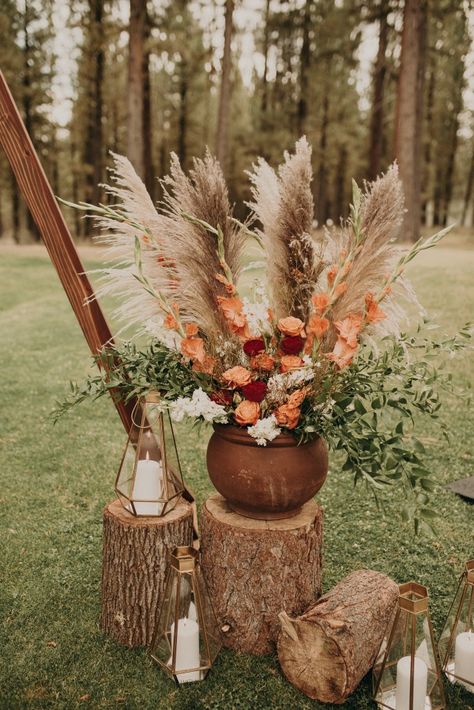 Most Beautiful Flower, Rusting Wedding, Arch Decor, Burnt Orange Weddings, Boho Wedding Flowers, Fall Wedding Flowers, Boho Wedding Decorations, Most Beautiful Flowers, Deco Floral