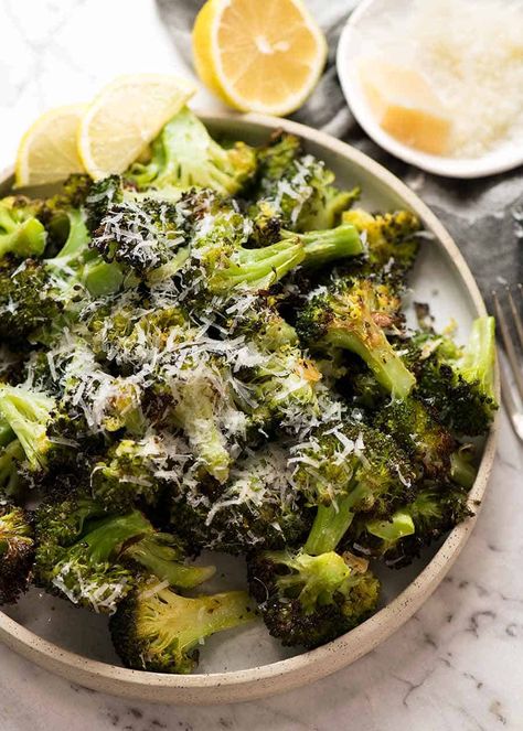 Best Roasted Broccoli, Magic Ingredients, Roasted Broccoli Recipe, Autumn Side Dishes, Snacks Under 100 Calories, Healthy Sweet Snacks, Broccoli Recipe, Recipetin Eats, Broccoli Cheese Soup