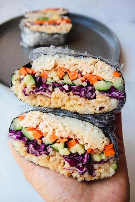 Seaweed Sandwich, Healthy Filling Lunch, Seaweed Snacks Recipes, Sesame Tuna, I Need A Break, Seaweed Snacks, Filling Lunch, Filling Snacks, Easy Asian