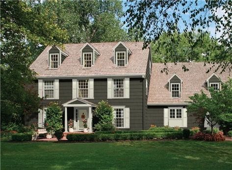 Look at the paint color combination I created with Benjamin Moore. Via @benjamin_moore. Body: Fatigue Green 2140-10; Trim: Spring Thaw 1508; Shutters: Spring Thaw 1508; Door: Wethersfield Moss HC-110. Benjamin Moore Paint Colors Blue, Navy House Exterior, Benjamin Moore Exterior Paint, Black Tar, Benjamin Moore Exterior, Colonial House Exteriors, Colonial Exterior, Exterior House Color, Door Black