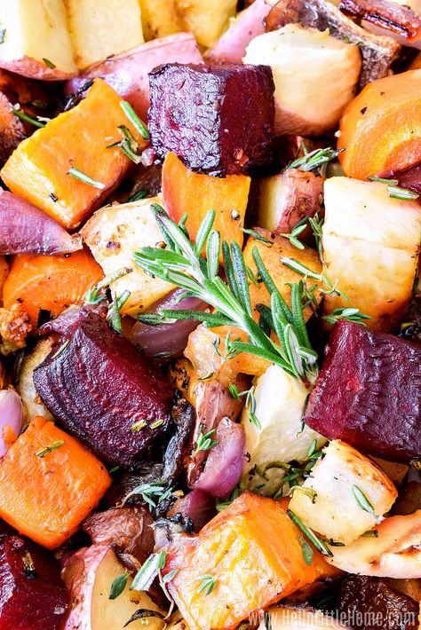 Oven Roasted Root Vegetables, Easy Healthy Side Dishes, Root Vegetables Recipes, Roasted Root Veggies, Sheet Pans, Roasted Vegetable Recipes, Vegetable Medley, Root Veggies, Roasted Root Vegetables