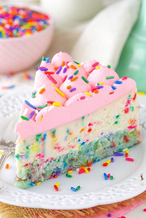 Unicorn Party Food Ideas, Best Cheesecake Recipe, Funfetti Cheesecake, Unicorn Party Food, Party Food Ideas, Best Cheesecake, Funfetti Cake, Köstliche Desserts, Creamy Cheesecake