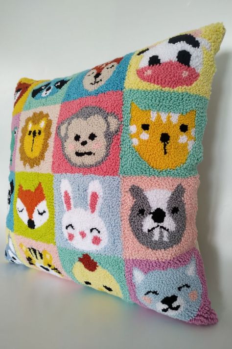 Colorful Modern Kids Room Pillow Decor :) I loved the Cute Animal Embroidery Pillow. Made from 100% handmade staples. Cotton fabrics and threads are used. The back of the cover is closed with a hidden zipper. The cover has been lovingly embroidered into a small corner of my home. Nidel Panch, Punch Needle Cushion, Needle Cushion, Cross Stitch Cushion, Embroidery Pillow, Crafty Fox, Modern Kids Room, Rug Hooking Patterns, Punch Needle Patterns