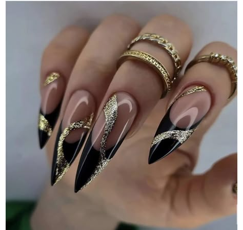 Silver Gold Nails Acrylic, Supernatural Nails Acrylic, Nail Designs With Black Polish, Boho Black Nails, Earth Tones Nails Designs, Masquerade Nail Ideas, Umbreon Nails, New Years Black Nails, Fourth Wing Nail Art