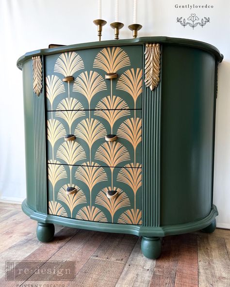 Art Deco Dresser Makeover, Laminate Furniture Makeover, Green Sideboard, Sideboard Upcycle, Decor Transfers, Mod Design, Art Deco Living Room, Driftwood Art Diy, Art Deco Sideboard