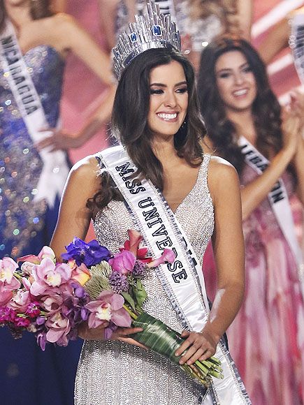 Miss Universe 2001, Pageant Aesthetic, Miss Universe 2014, Miss Puerto Rico, Miss Colombia, Miss Universe 2015, Women Lawyer, Pageant Crowns, Miss Usa