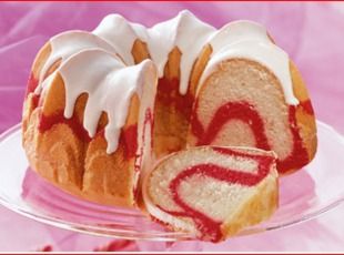 Candy Cane Cake Candy Cane Cake Recipe, Candy Cane Cake, Peppermint Cake, Fresh Fruit Recipes, Gateaux Cake, Bundt Cakes Recipes, Christmas Cooking, Betty Crocker, Candy Canes