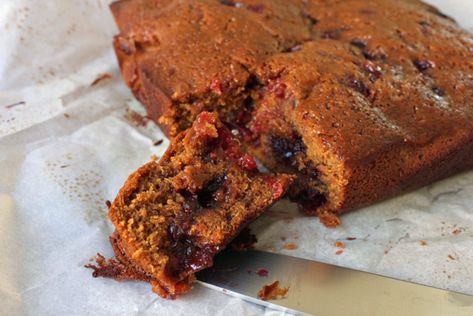 Melissa Clark's Sticky Cranberry Gingerbread - The Amateur Gourmet Cranberry Gingerbread, Savory Baking, Melissa Clark, Saint Thomas, Baking Inspiration, Ginger Cake, Frozen Cranberries, Gingerbread Recipe, Roast Chicken Recipes